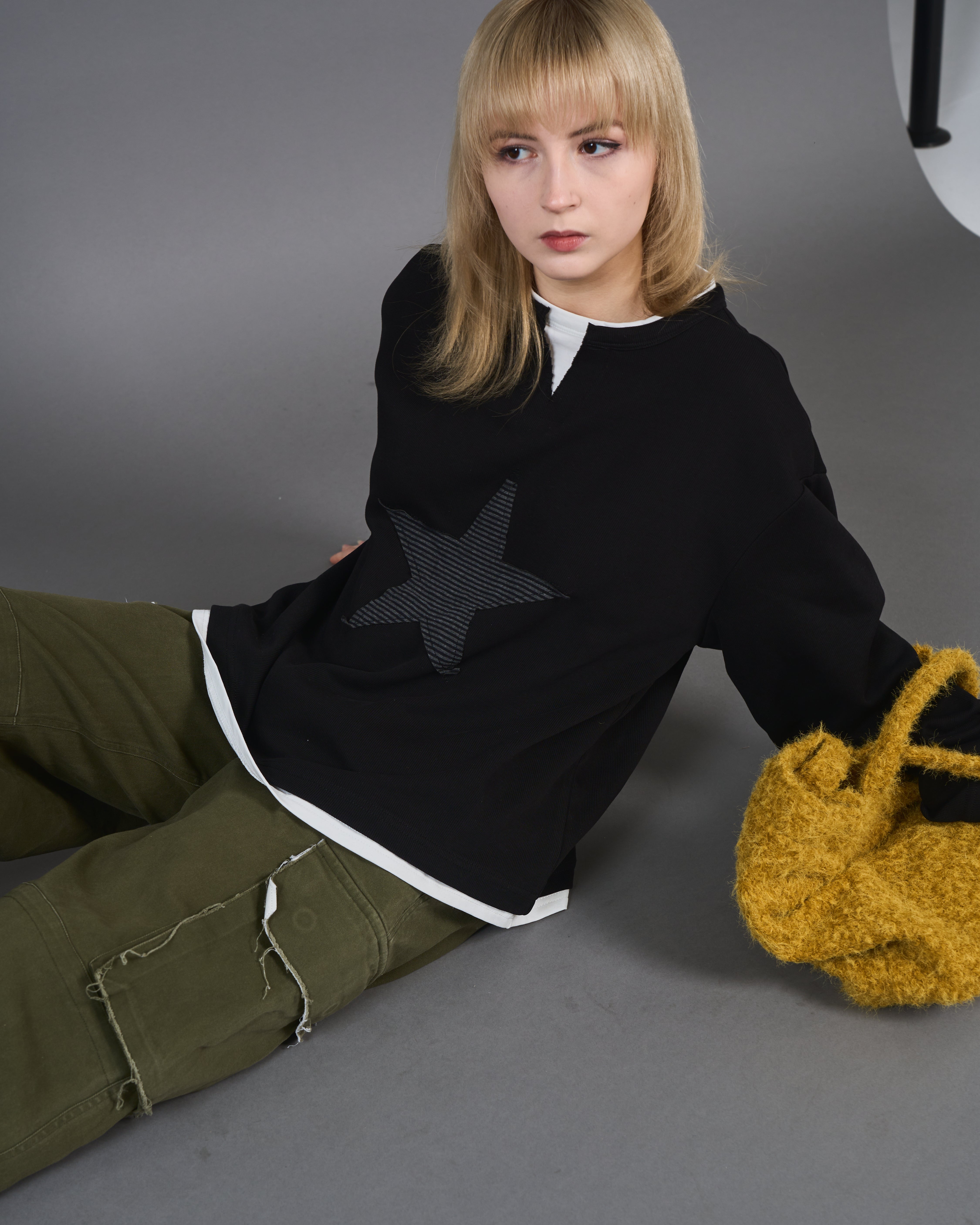 Star logo henley neck sweatshirt