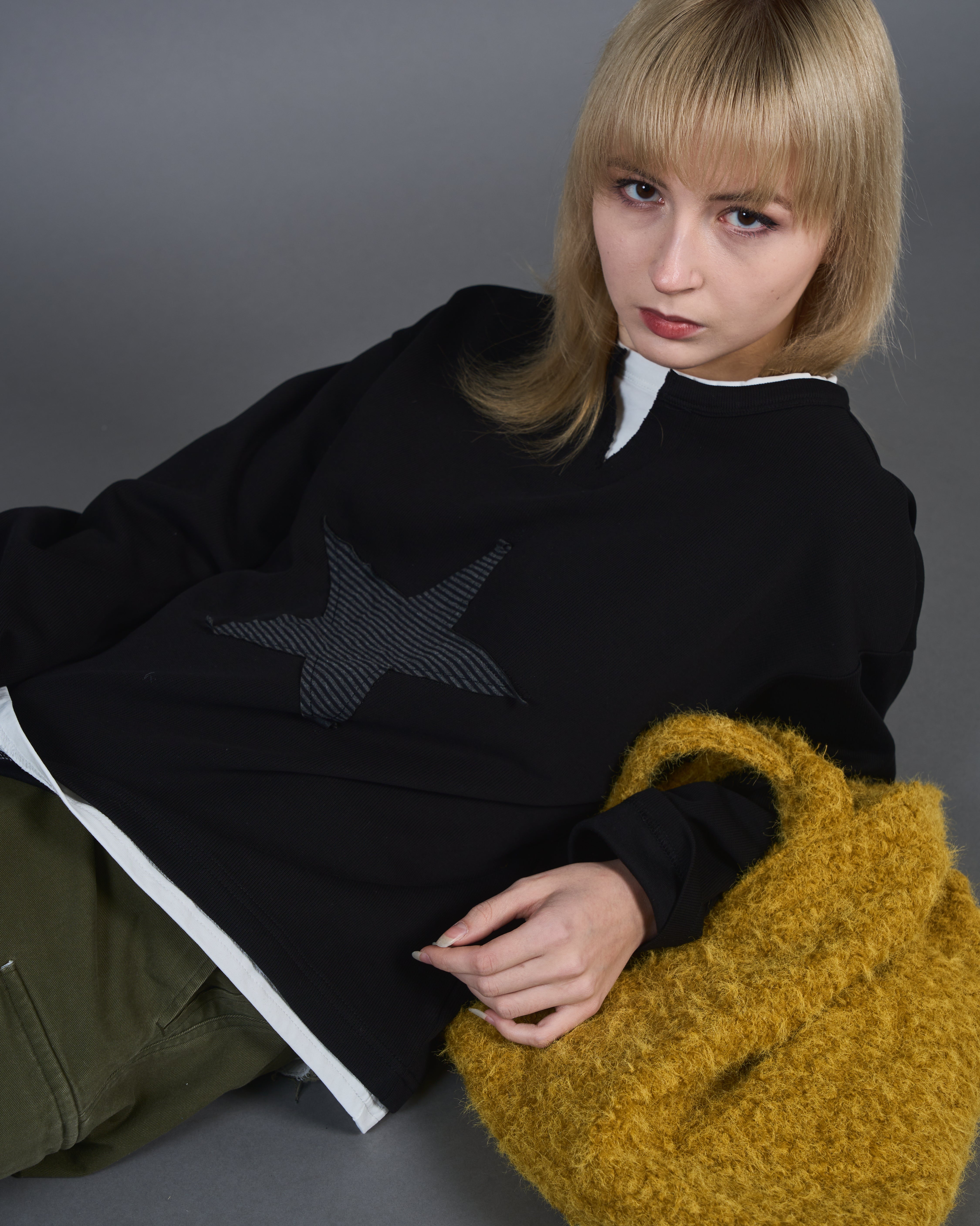 Star logo henley neck sweatshirt