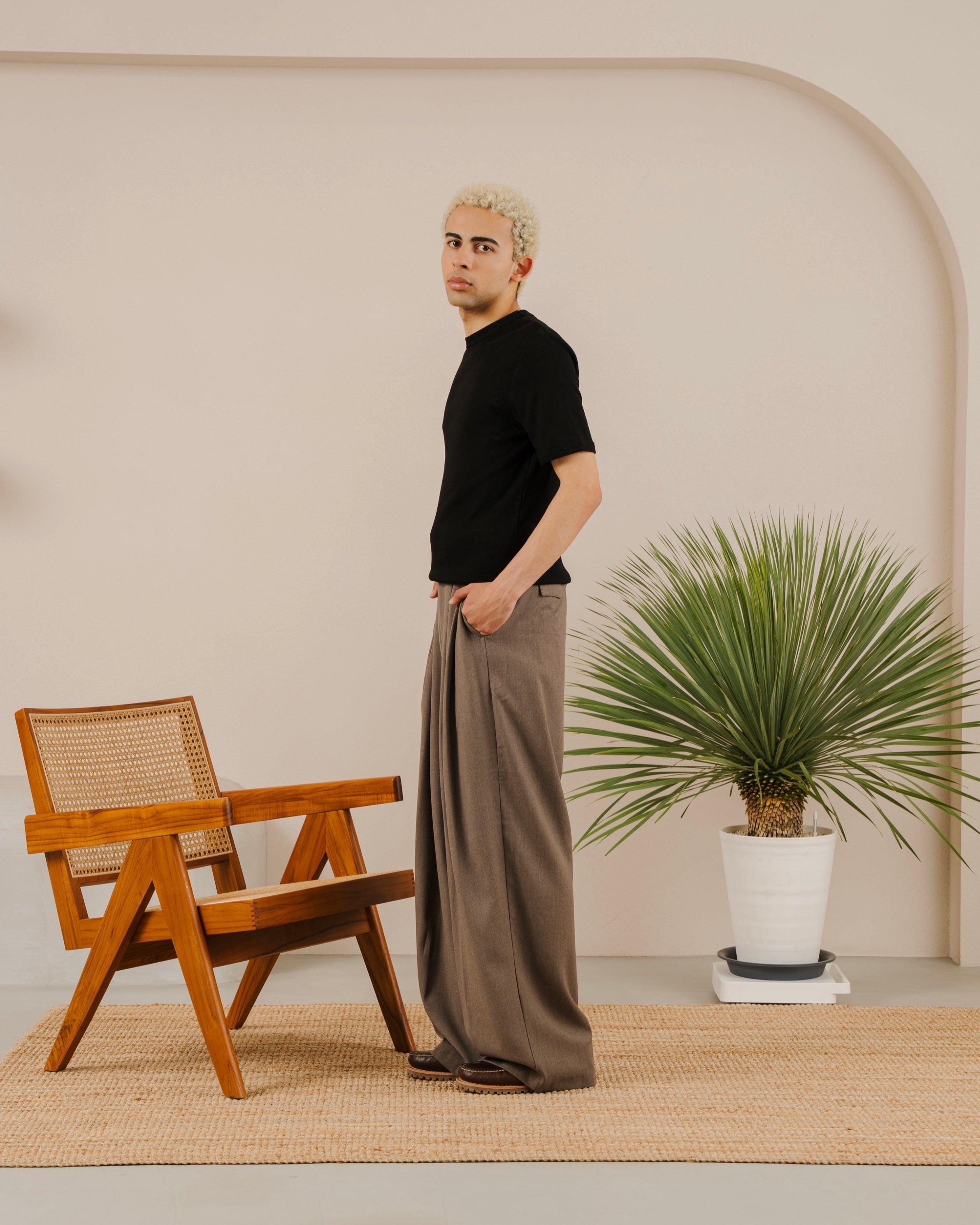 Wool Blend Deep tuck slacks