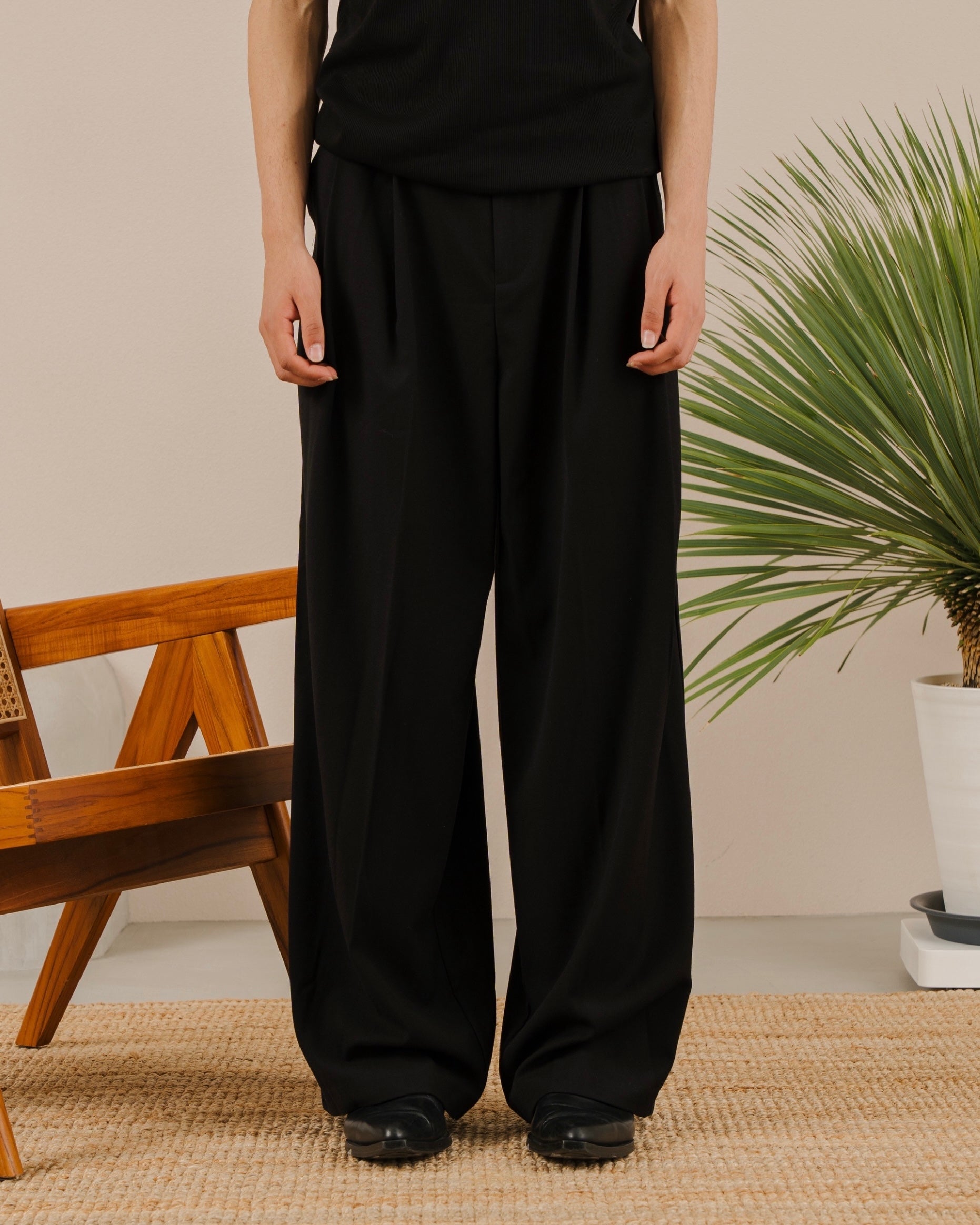 Wool Blend Deep tuck slacks